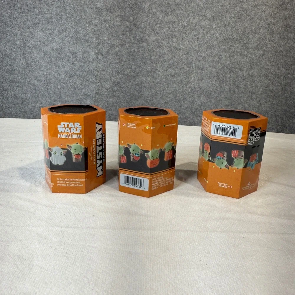 Hallmark Star Wars Mandalorian Halloween Mystery Ornaments 3‎ Pack New